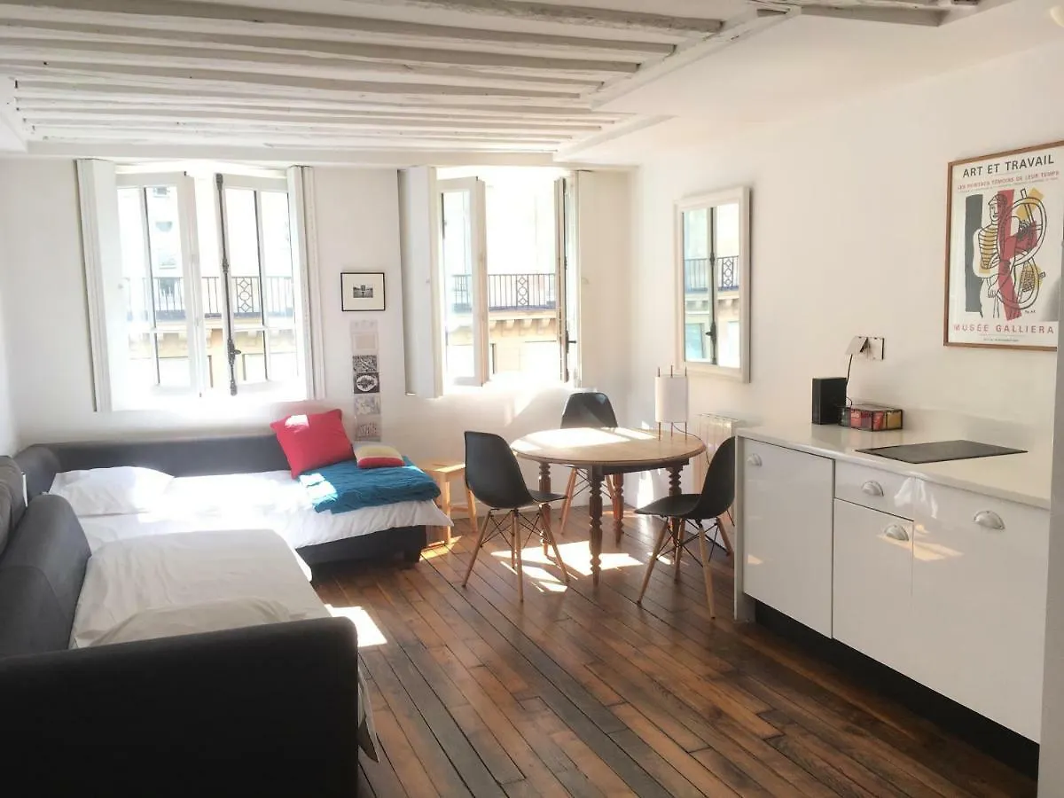 Chez Vous St Honore 公寓 *